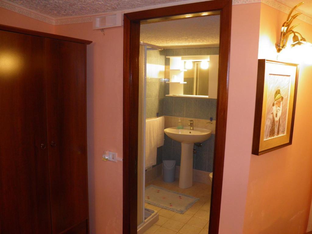 Parco Delle Tre Fontane Bed & Breakfast Nicolosi Room photo