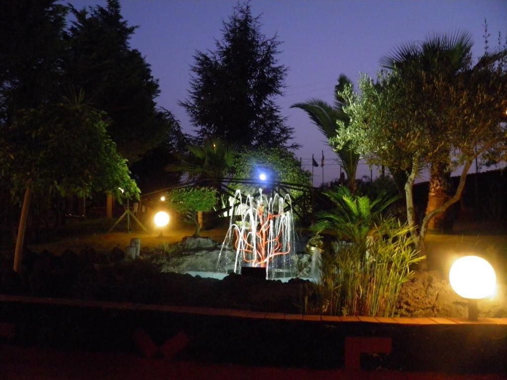 Parco Delle Tre Fontane Bed & Breakfast Nicolosi Exterior photo